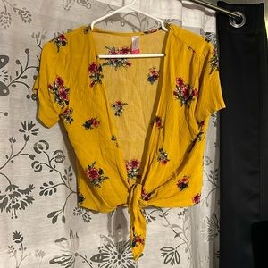 Yellow tie front cropped top size small